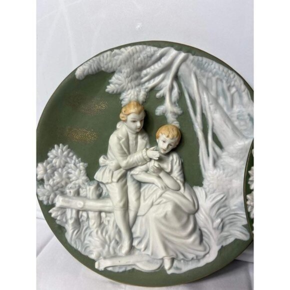 UCAGCO Ceramic Rococo Plates Set of 2 - Picture 3 of 9